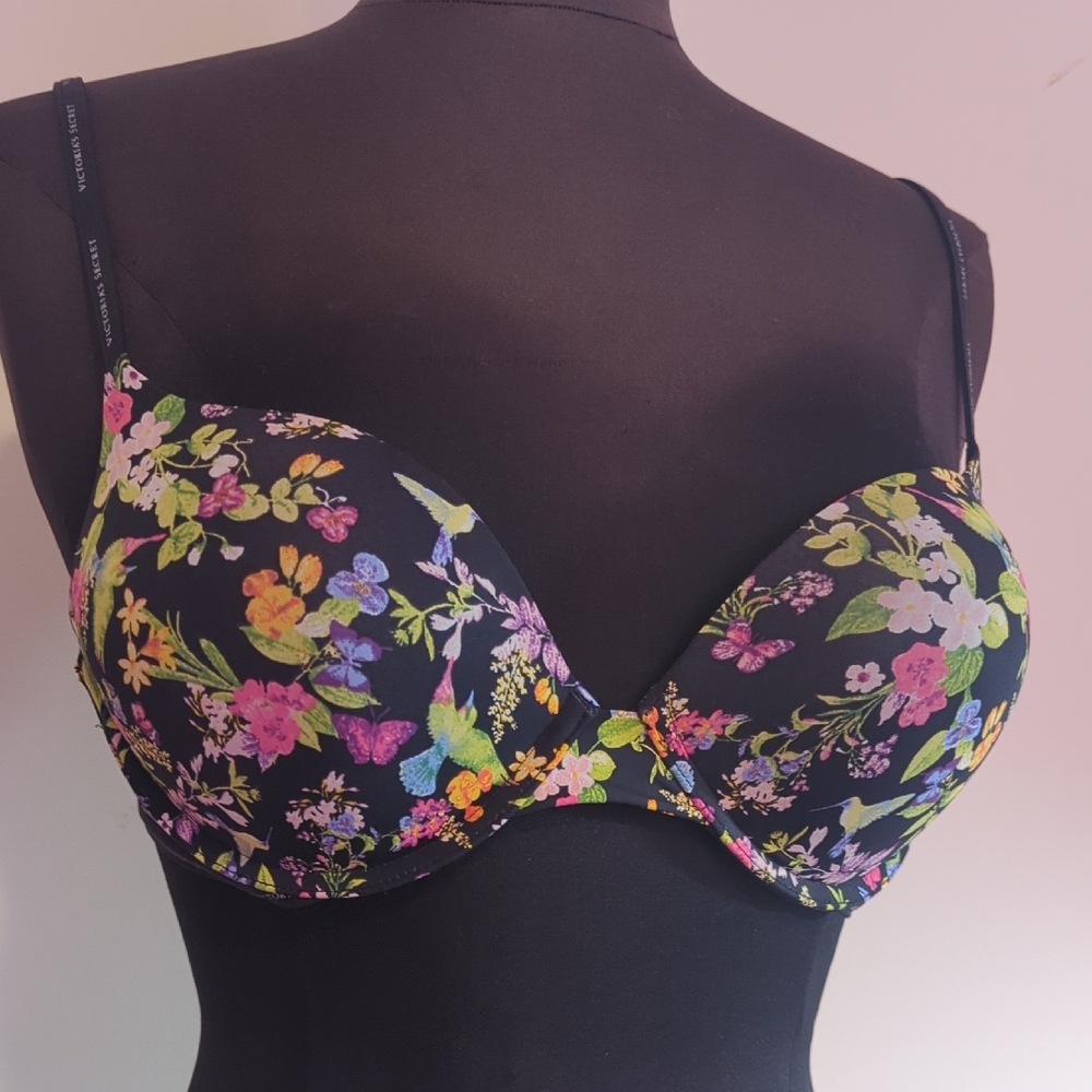Victoria's Secret Black Floral Bra